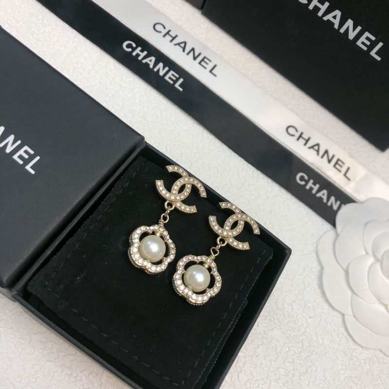 Ch**el earrings